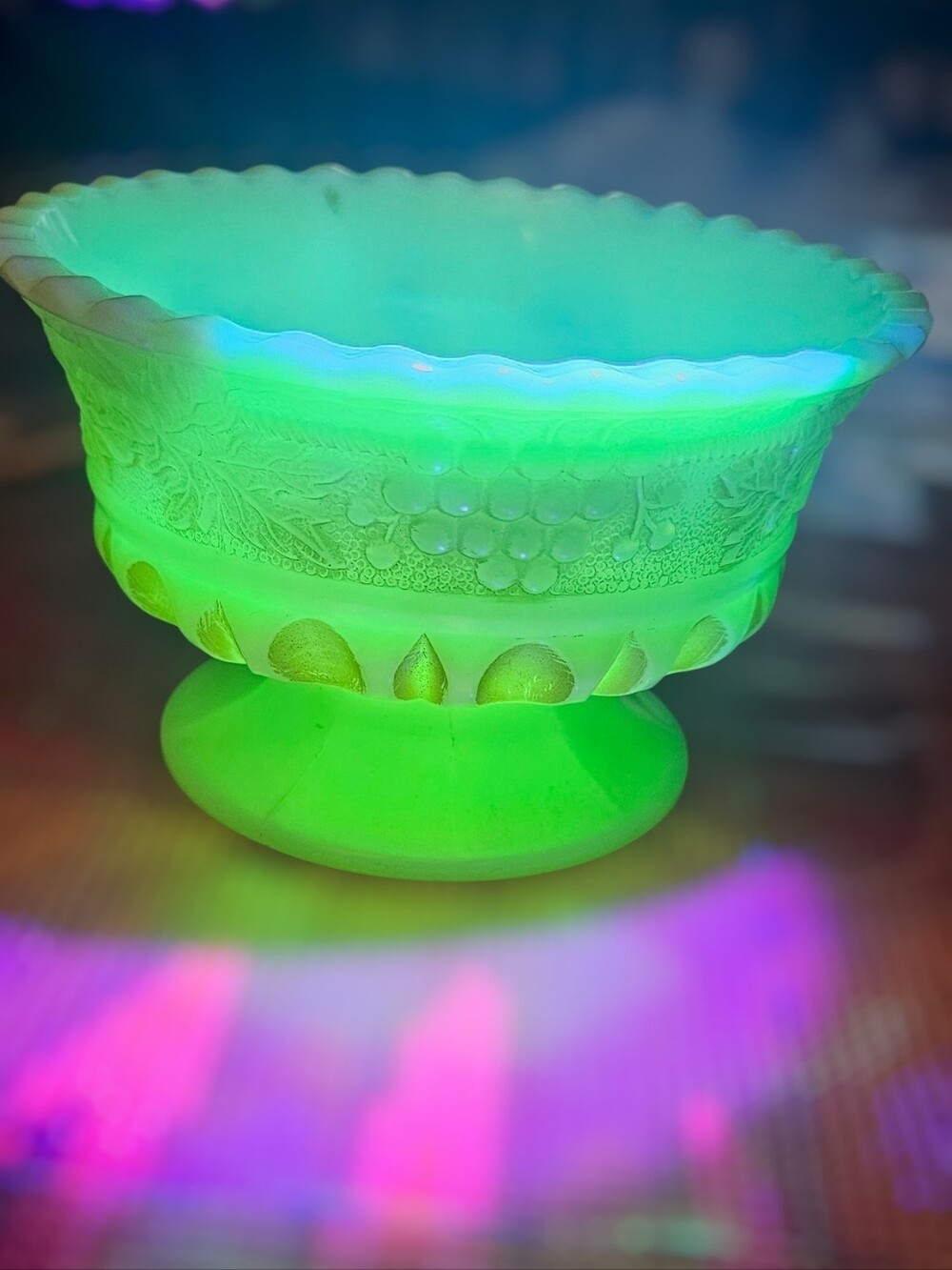 Vintage Uranium Custard Glass Green Pedestal Bowl